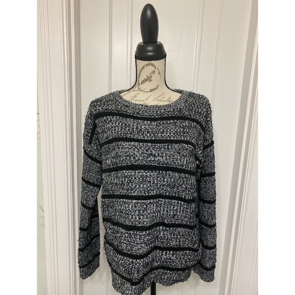 Forever 21 knit sweater